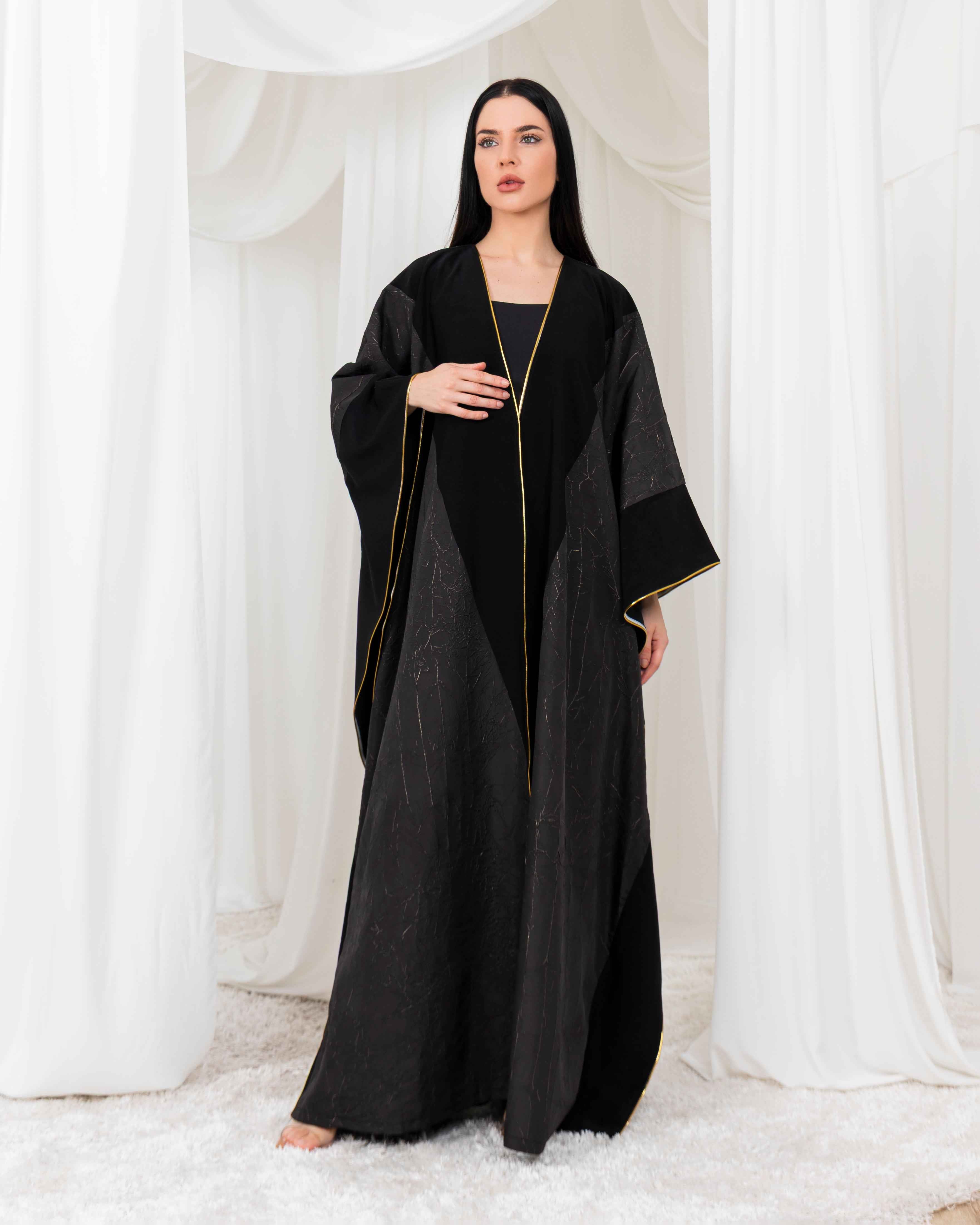 Quartz-ABY043 - Obsidian Line Abaya