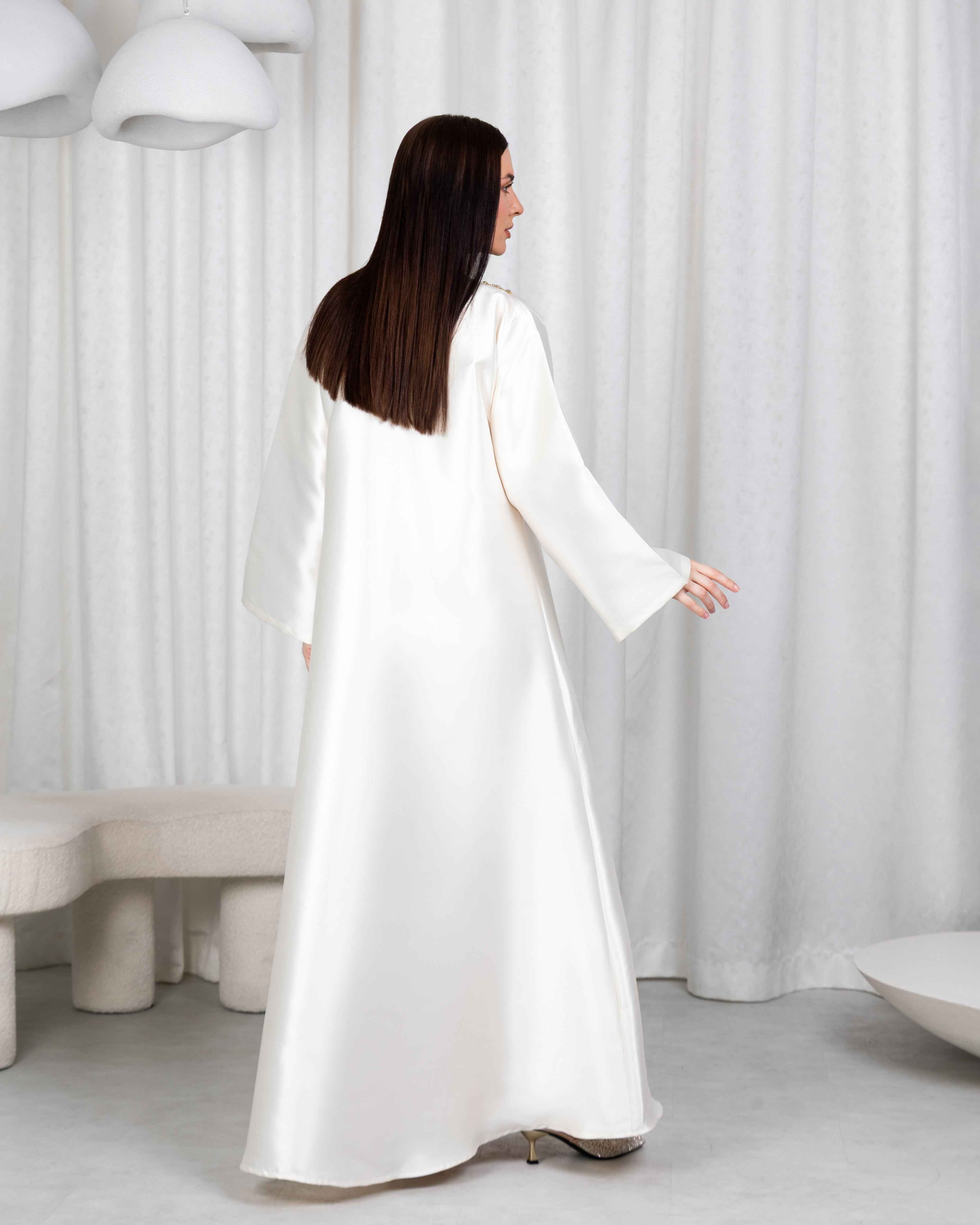 Perla-DRS006 | Ivory Lumière Dress