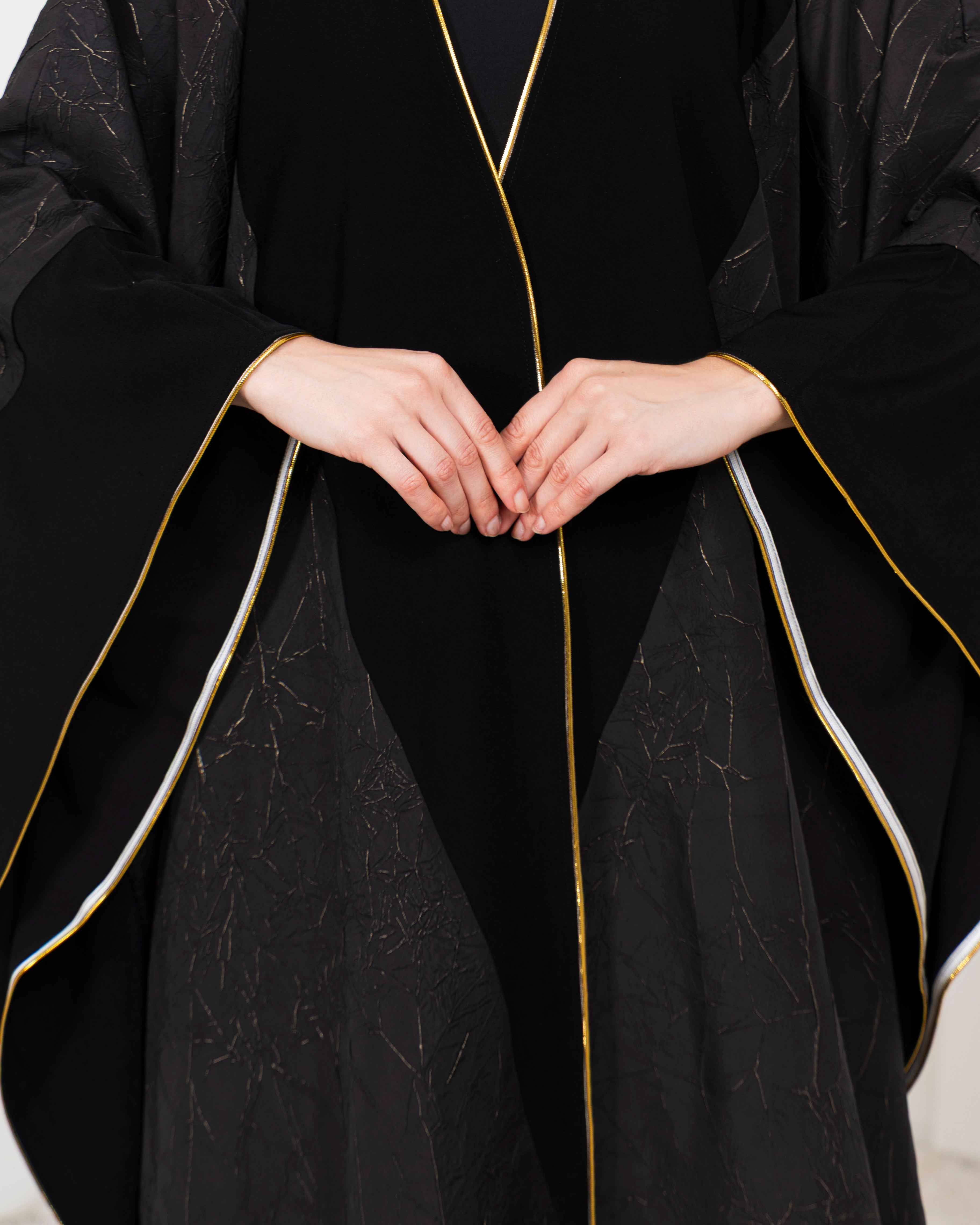 Quartz-ABY043 - Obsidian Line Abaya