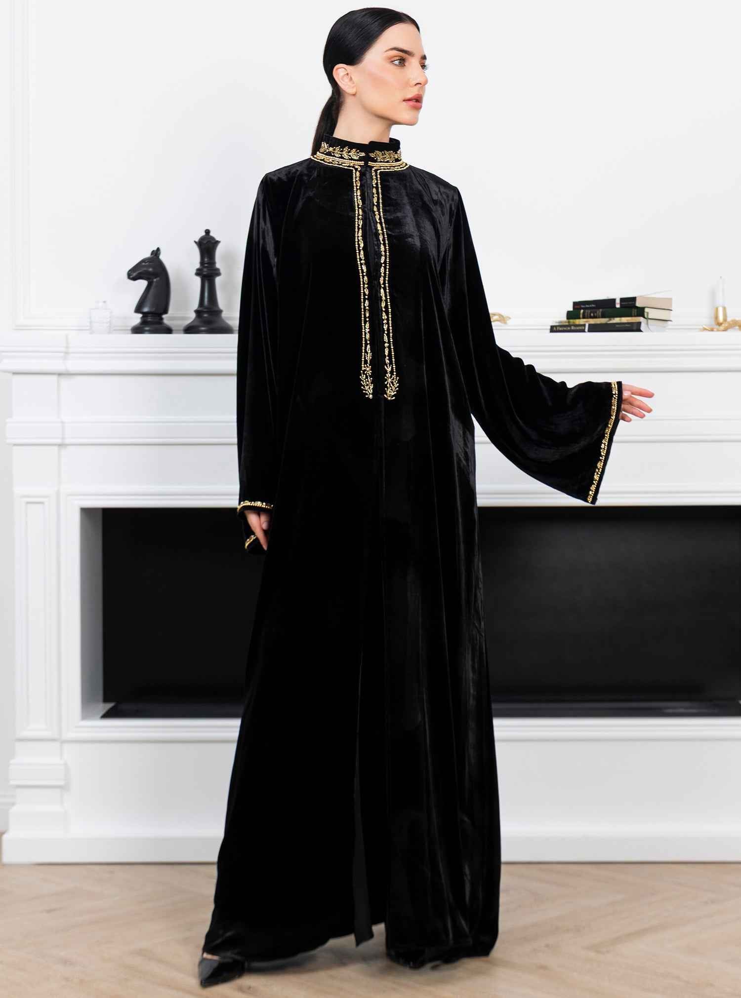 Pantera-ABY041 – Black Japanese Velvet Abaya with Golden Thread Handcraft