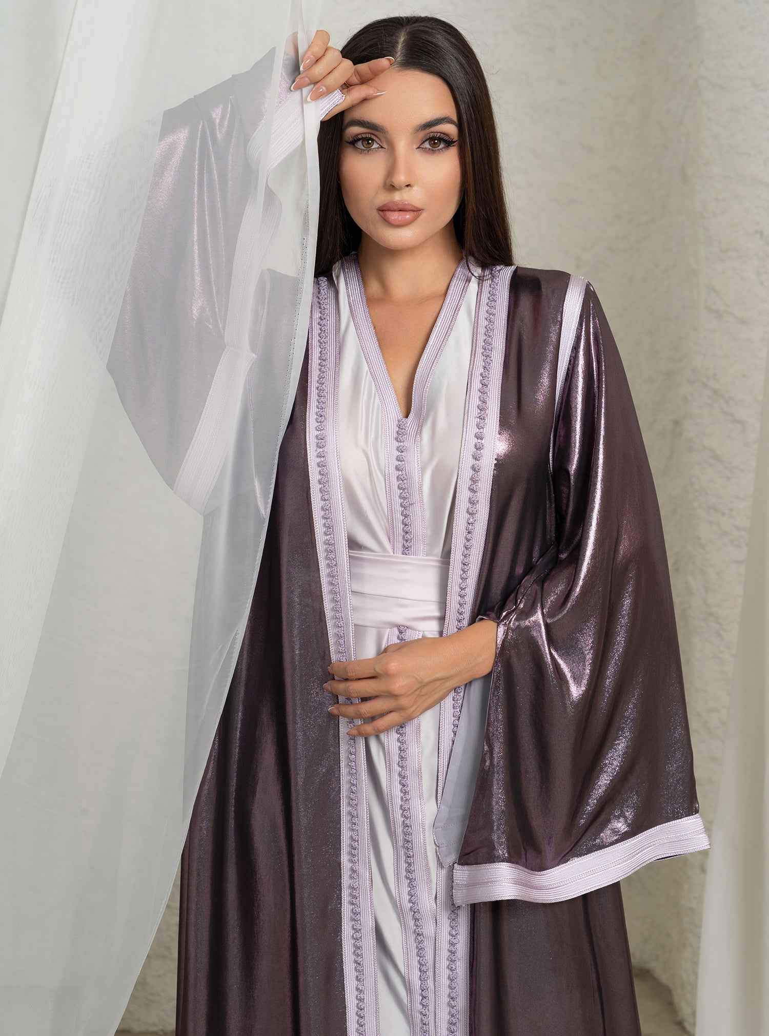 Mauve-KTN026 – Glossy Lavender Two-Piece Kaftan with Flowing Cape & Sleeve Slit Detail
