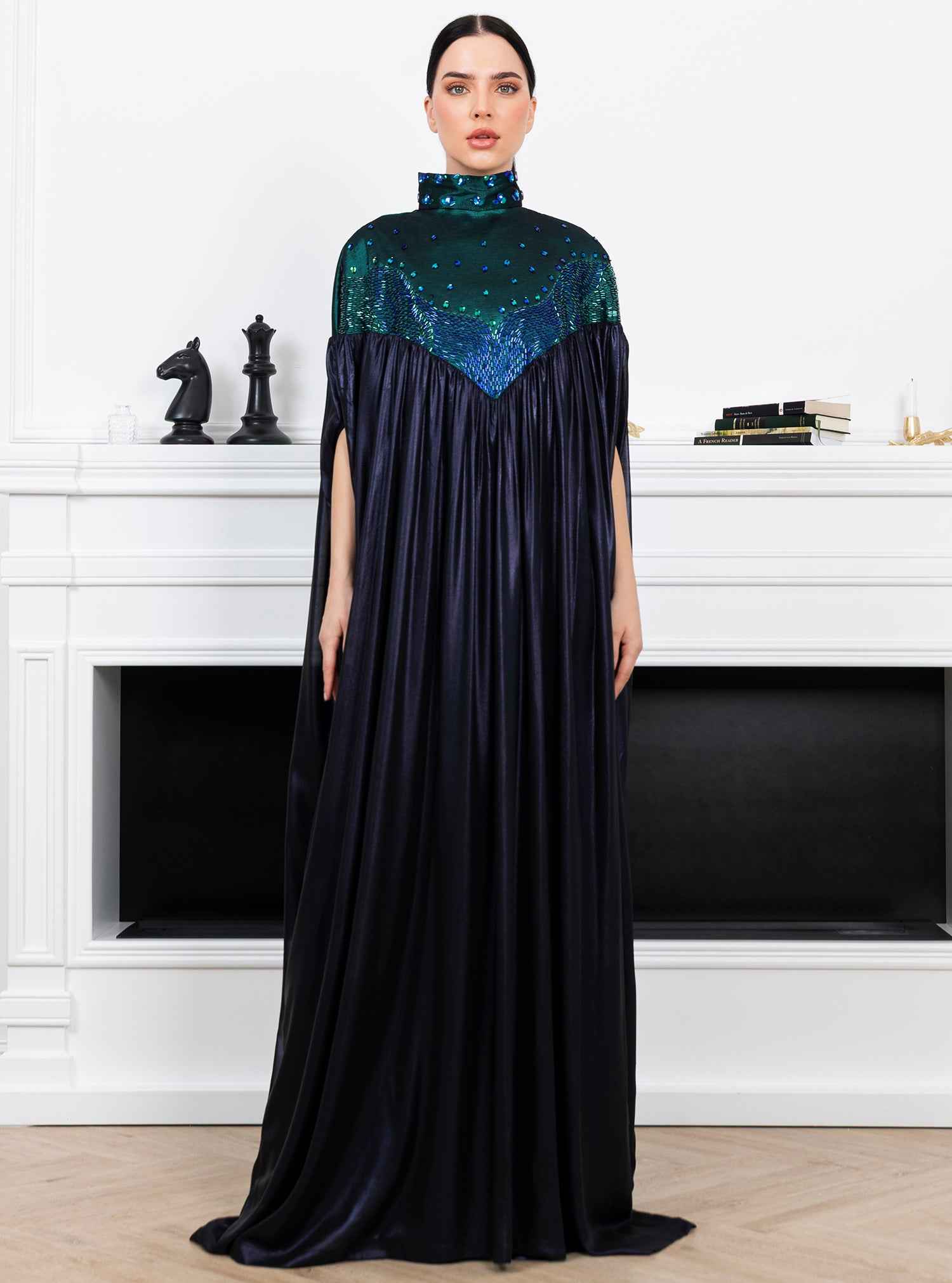 Peacock-KTN032 – Luxurious Green Mesh & Taffeta Kaftan with Radiant Peacock-Inspired Motif