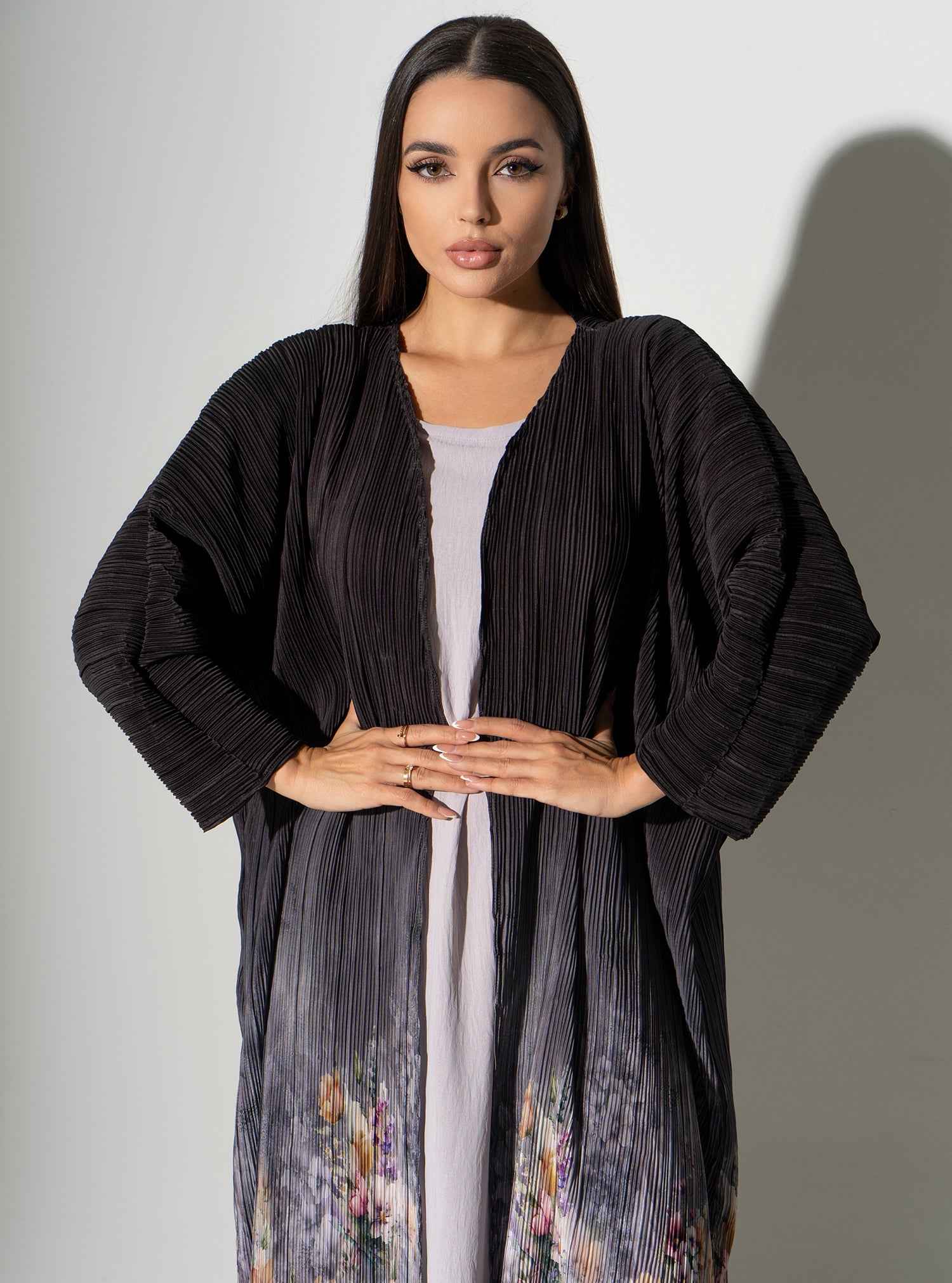 Rustic-ABY032 – Two-Piece Pleated Abaya with Artistic Engraved Floral Detailing