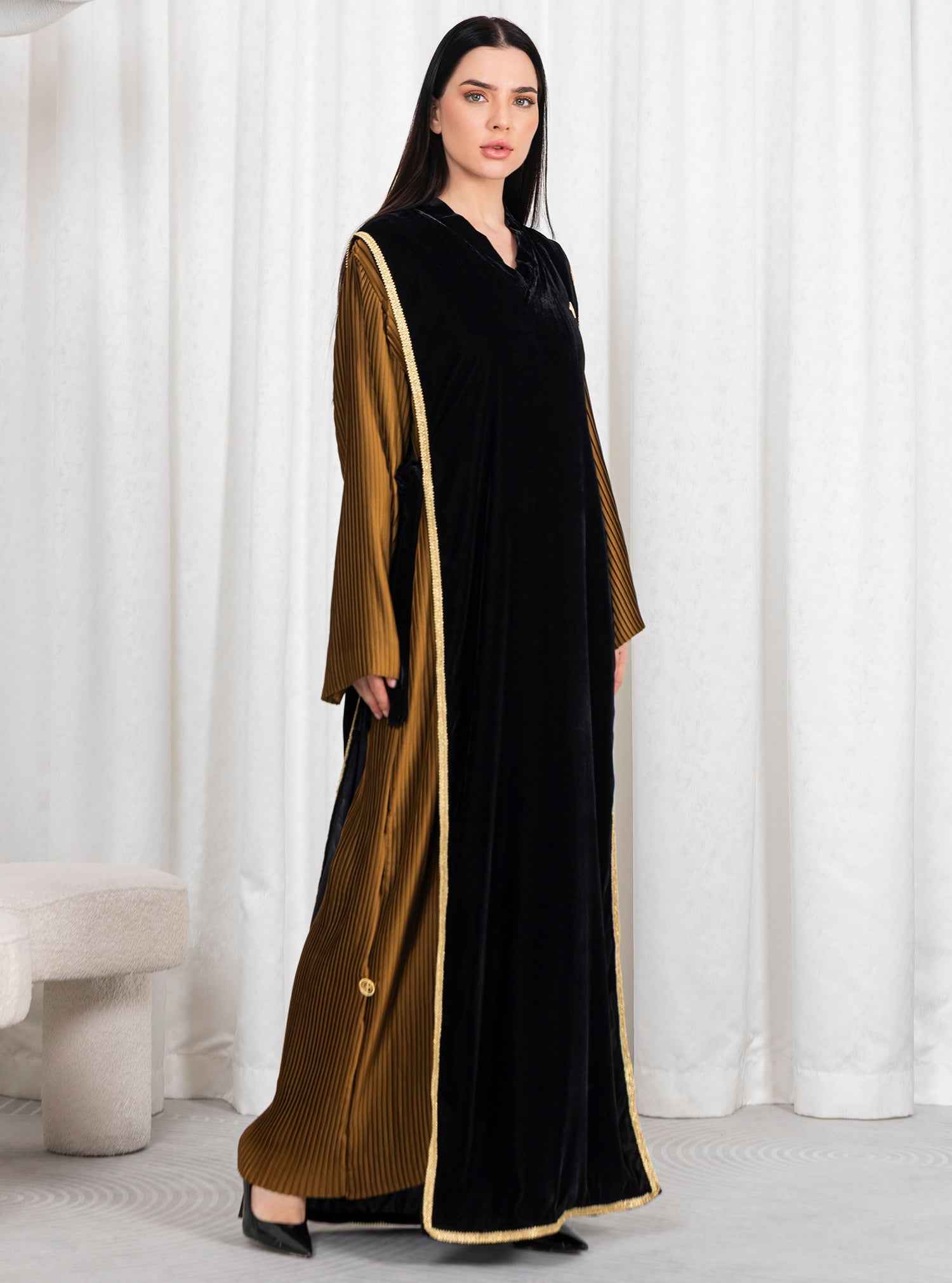 Amber-KTN041 – Black & Honey Japanese Velvet Abaya with Two-Tone Elegance & Sculpted Sleeves