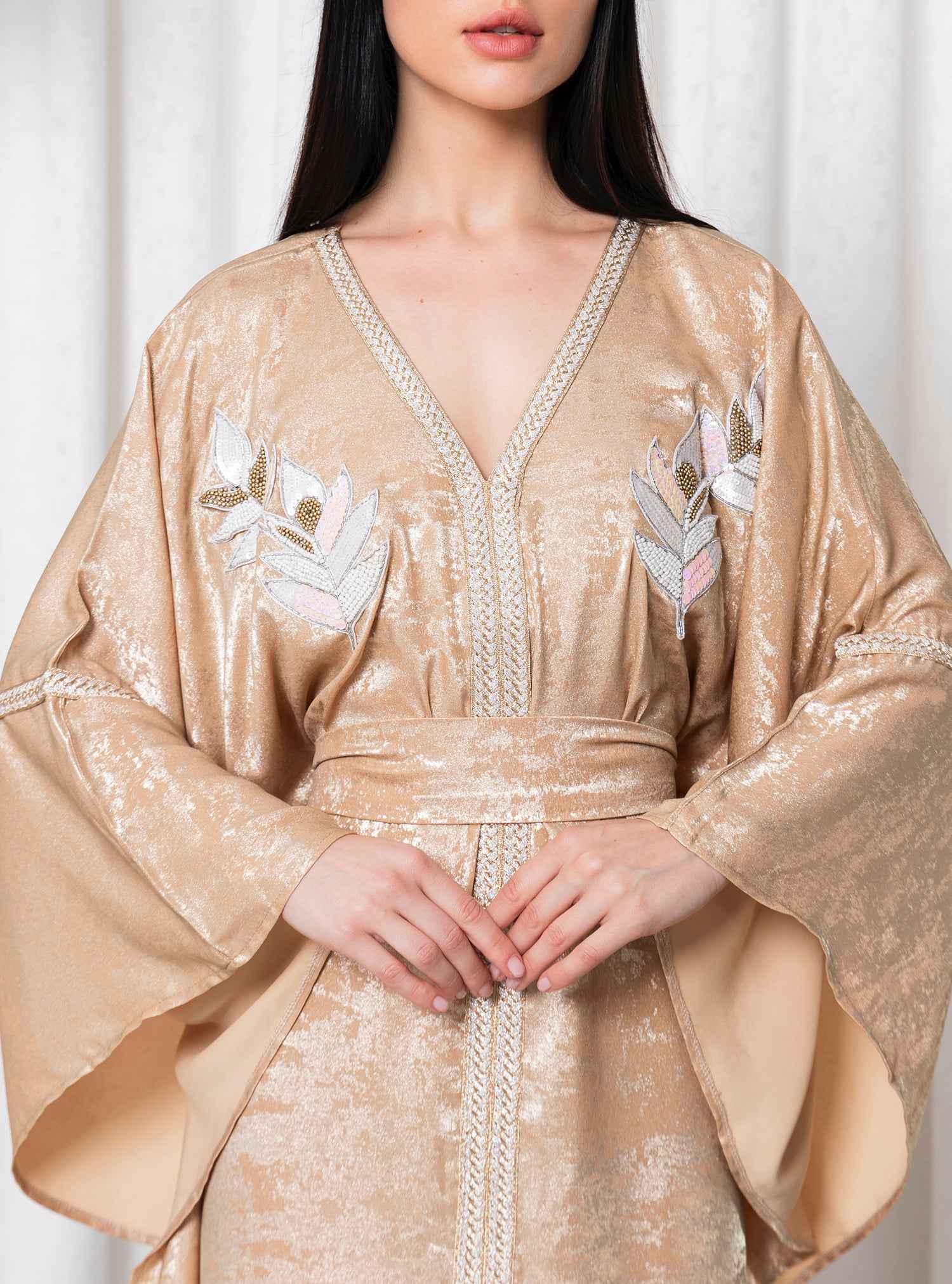 Vinus-KTN040 – Italian Cotton Kaftan with Soft Leaf Embroidery