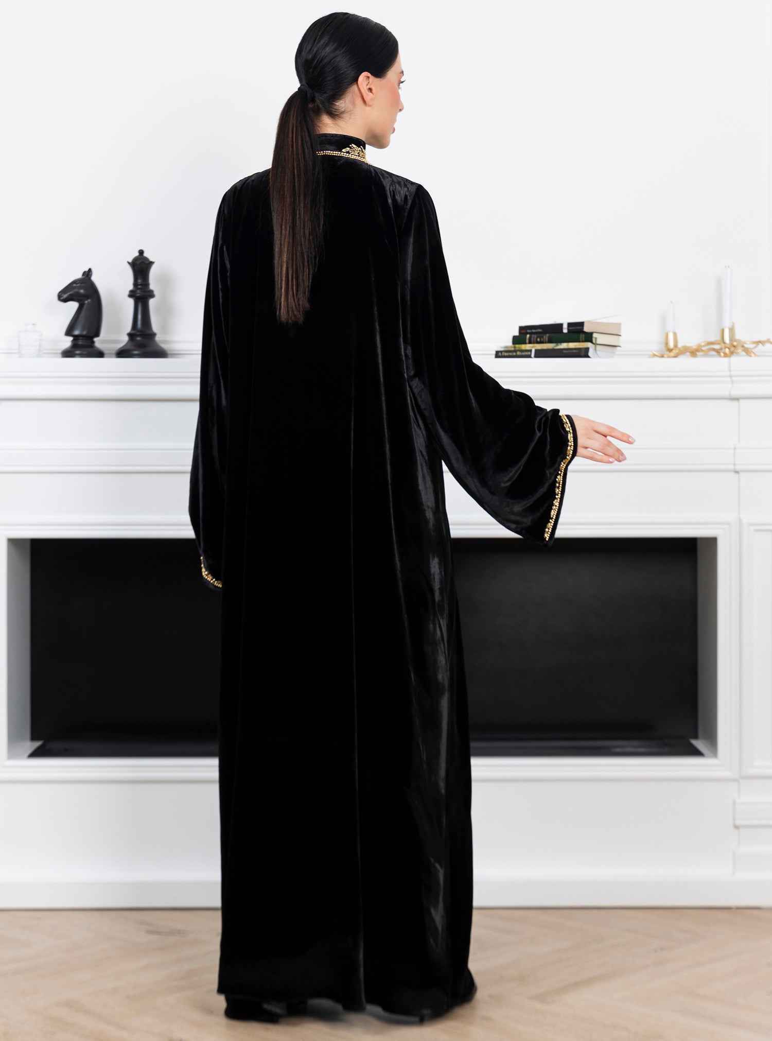 Pantera-ABY041 – Black Japanese Velvet Abaya with Golden Thread Handcraft