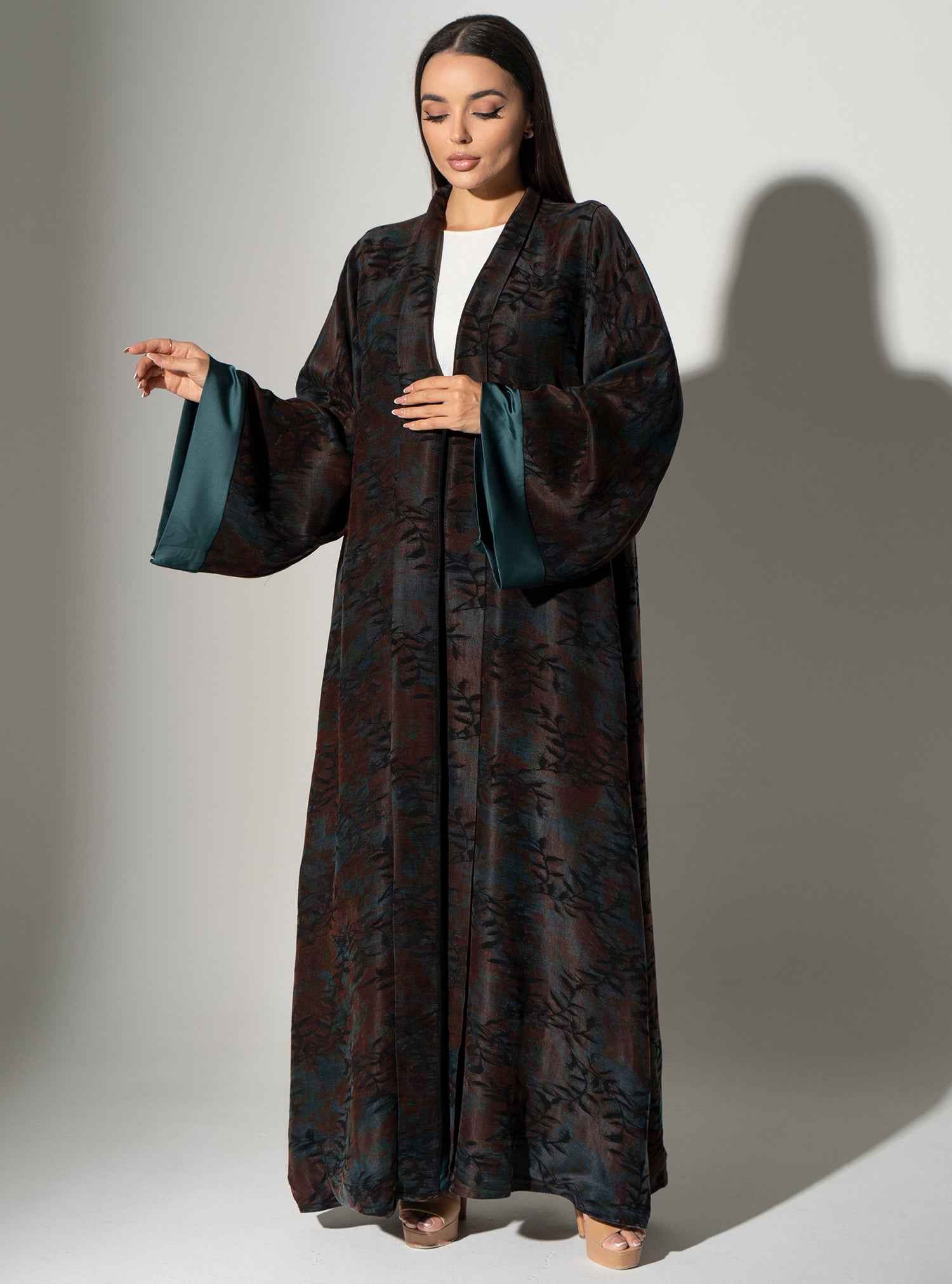 Shadow-ABY034 – Elegant Japanese Crepe Abaya with Multitone Shadow Patterns